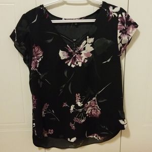 💥2/30$💥 Dynamite black blouse with flowers